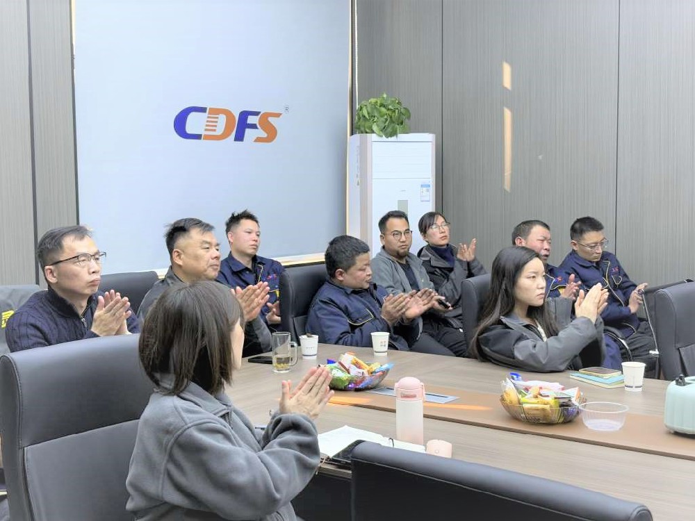 多灵年度经营分析会盛况启幕，共绘2025发展新蓝图